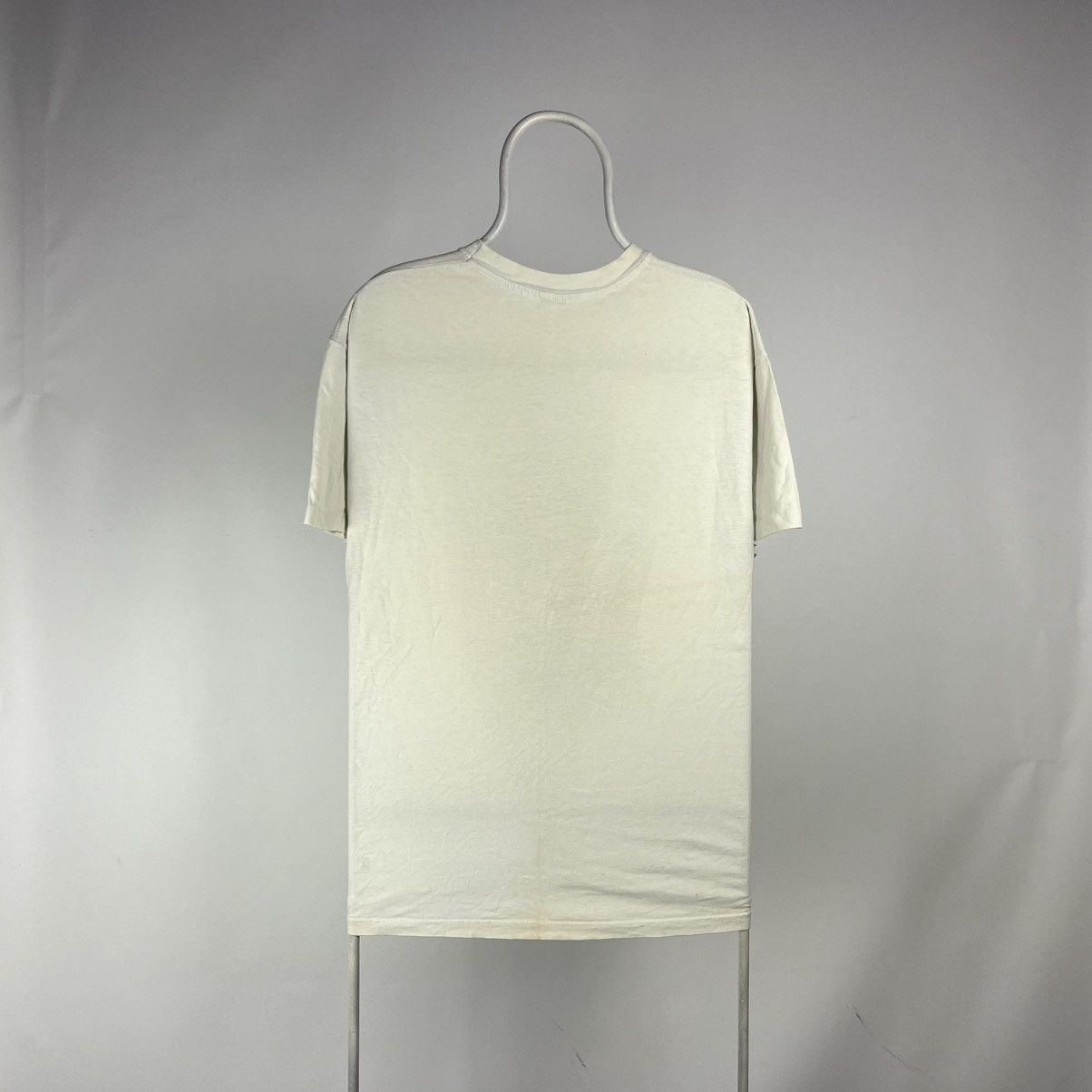 Band Tees Vintage Hanes Tshirf Biker Lady 80s size XLarge Size US XL / EU 56 / 4 - 2 Thumbnail