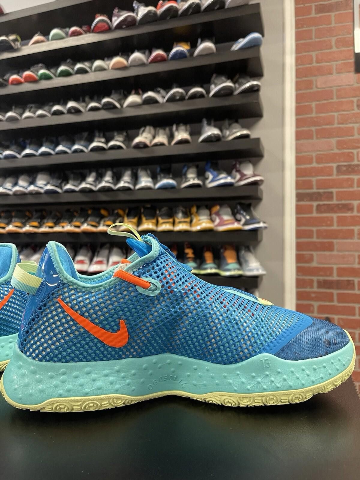 Nike Size 12 - Nike PG 4 x NBA 2K20 Gatorade 2K Gamer Exclusive Size US 12 / EU 45 - 7 Thumbnail