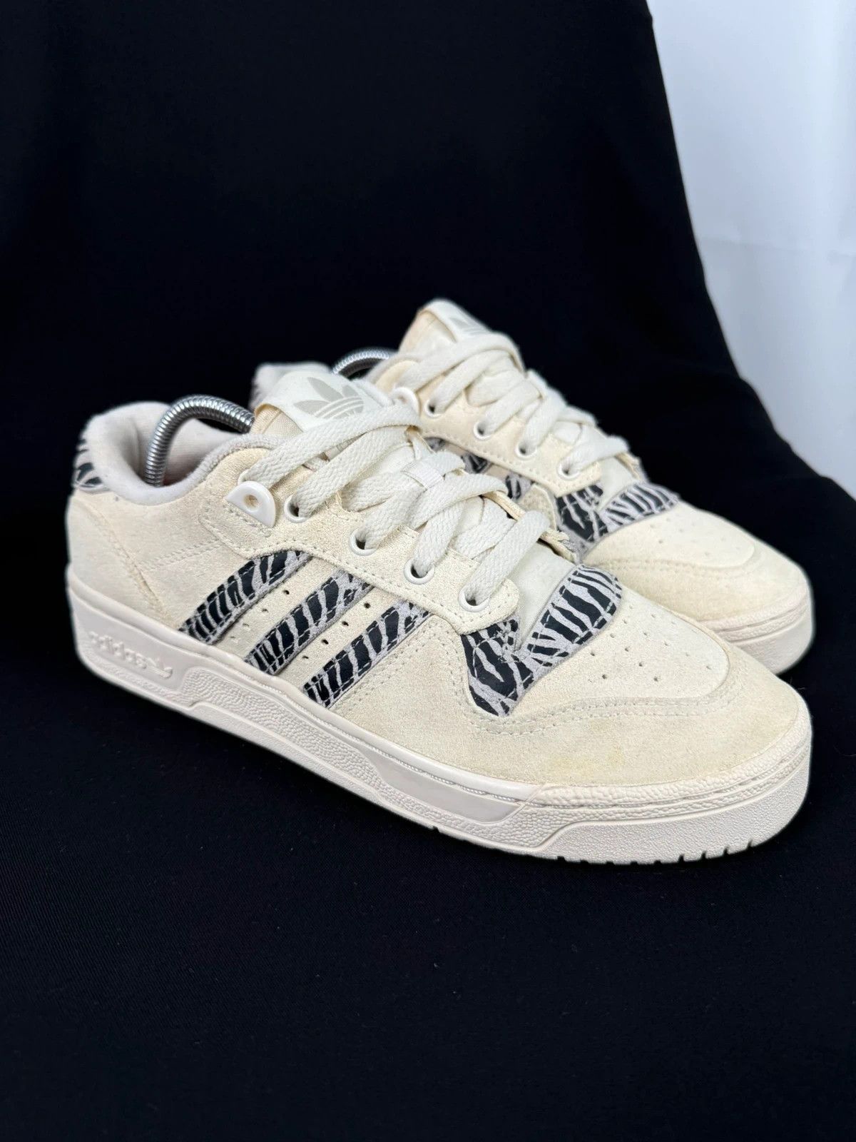 Adidas Adidas Rivary Low Zebra Trainers size 38.5 Size US 7 / IT 37 - 1 Thumbnail
