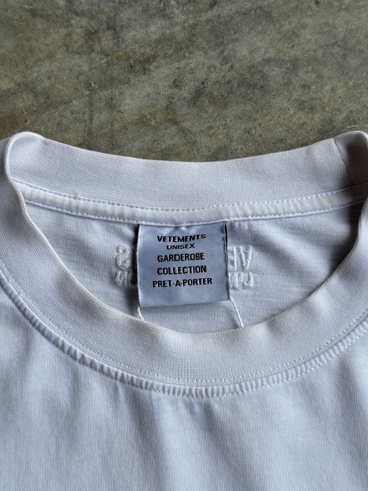 Designer × Vetements *RARE* VETEMENTS GVASALIA MAINSTREAM DOUBLE FACE TEE Size US XS / EU 42 / 0 - 6 Thumbnail