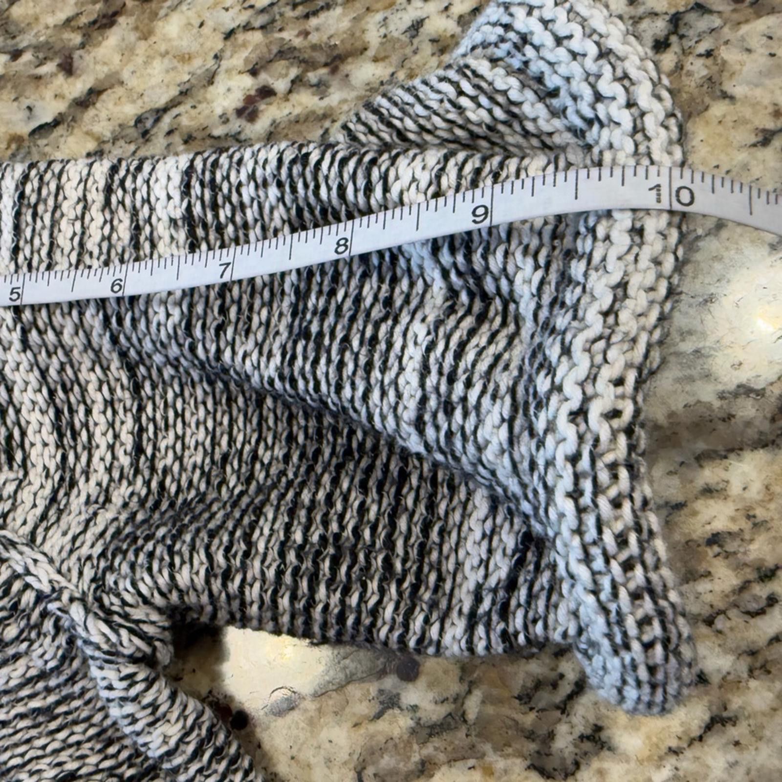 Other Cabi chunky knit sweater heathered black cream SZ SM Size S / US 4 / IT 40 - 10 Thumbnail