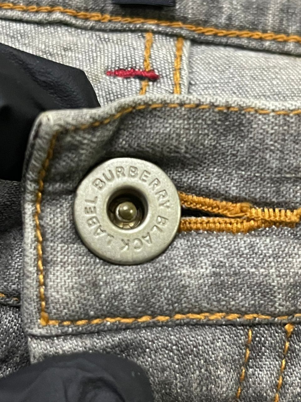 Burberry Burberry Black Label Distressed Denim Size US 30 / EU 46 - 12 Thumbnail