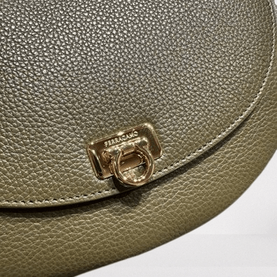 Salvatore Ferragamo o1s1rm0924 Size: OS / Shoulder Bag in Olive Green Size ONE SIZE - 3 Thumbnail