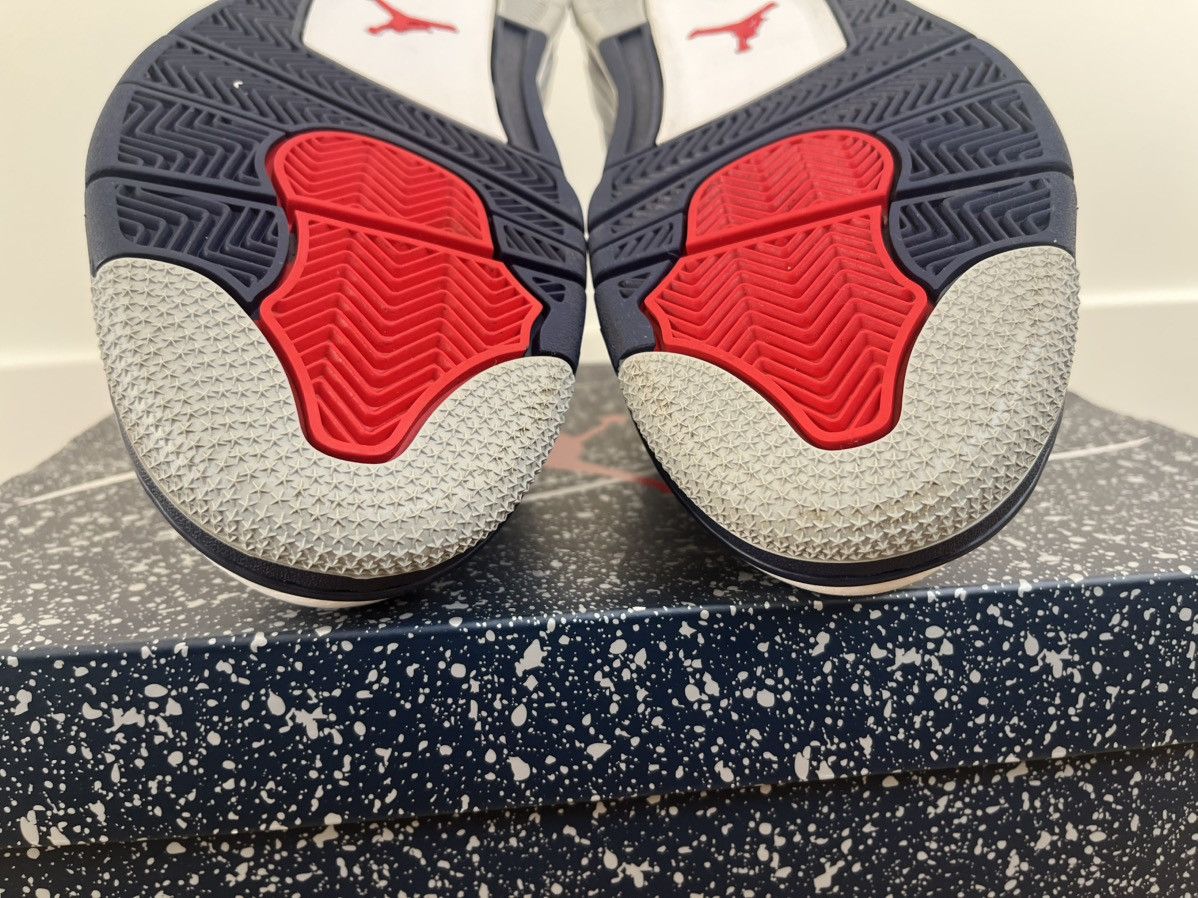 Nike Jordan 4 Midnight Navy Size US 12 / EU 45 - 8 Thumbnail