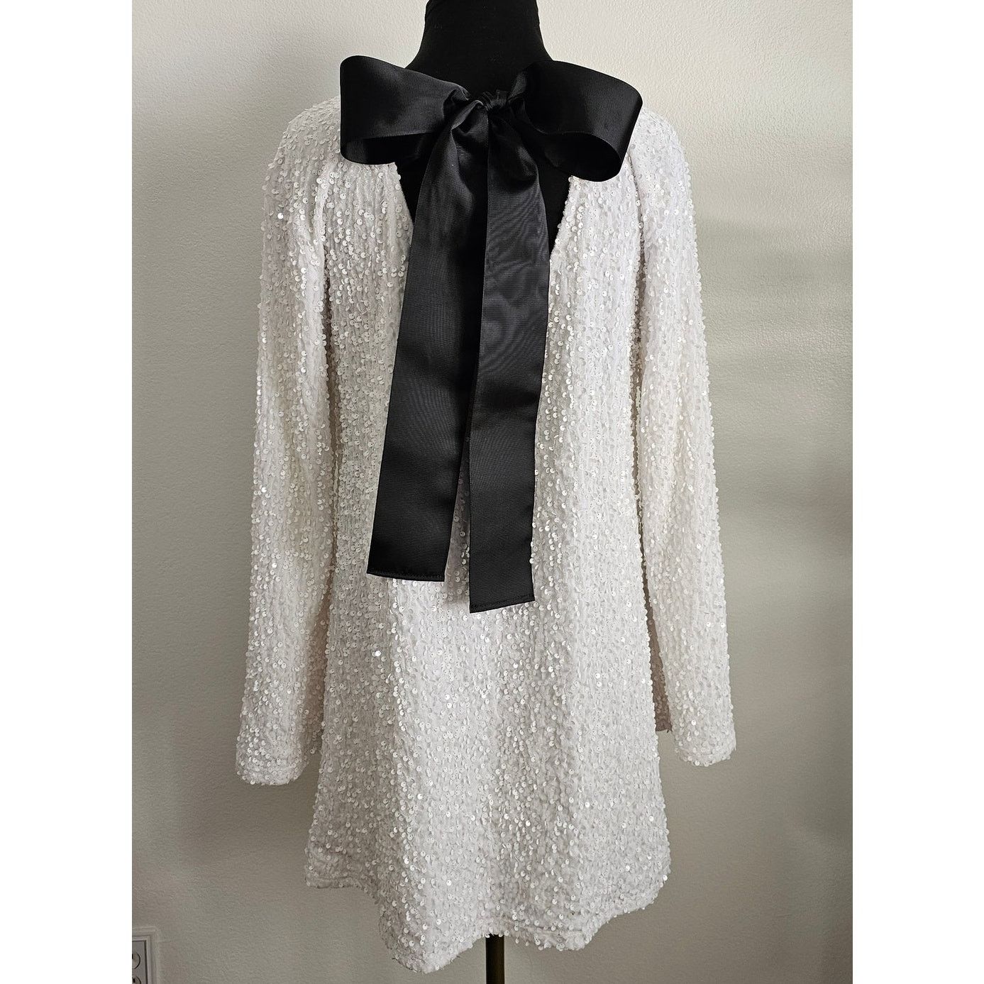 Cider CIDER Sequined Velvet V-Neck w/Bow Cocktail Party Dress M Size M / US 6-8 / IT 42-44 - 5 Thumbnail