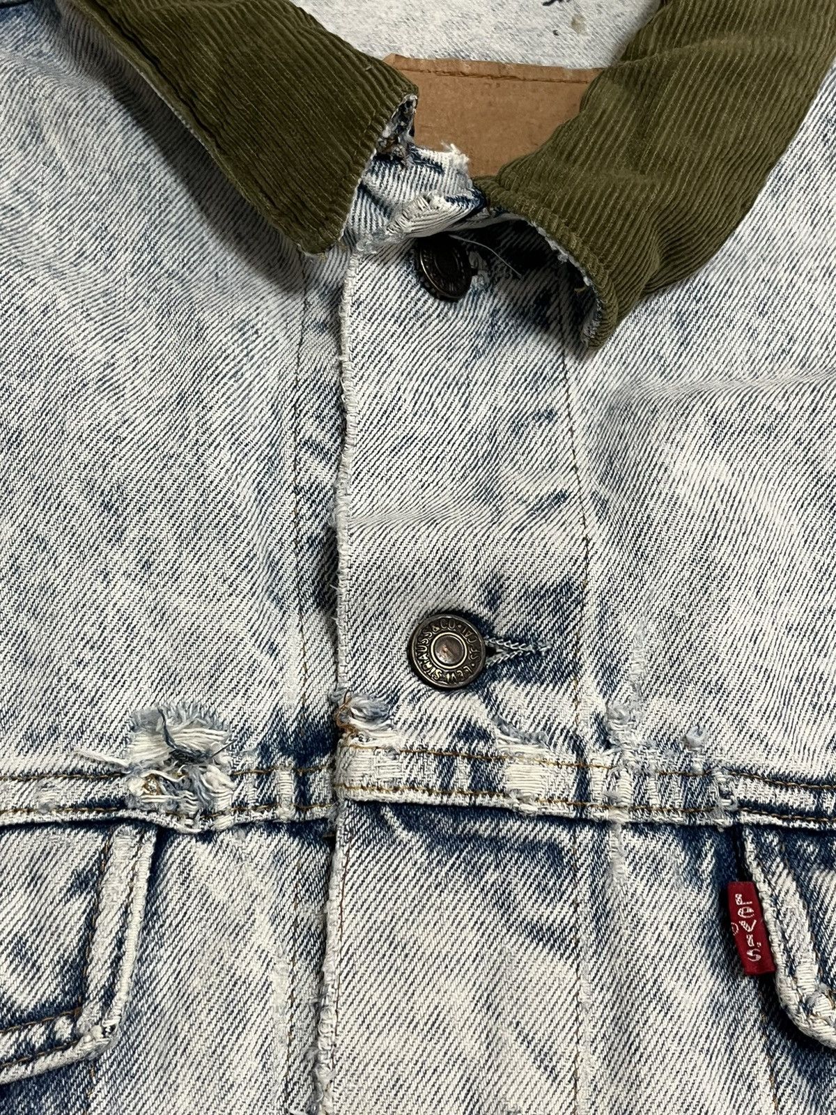 Levi's Vintage distressed Levis jeans Size US XL / EU 56 / 4 - 16 Thumbnail