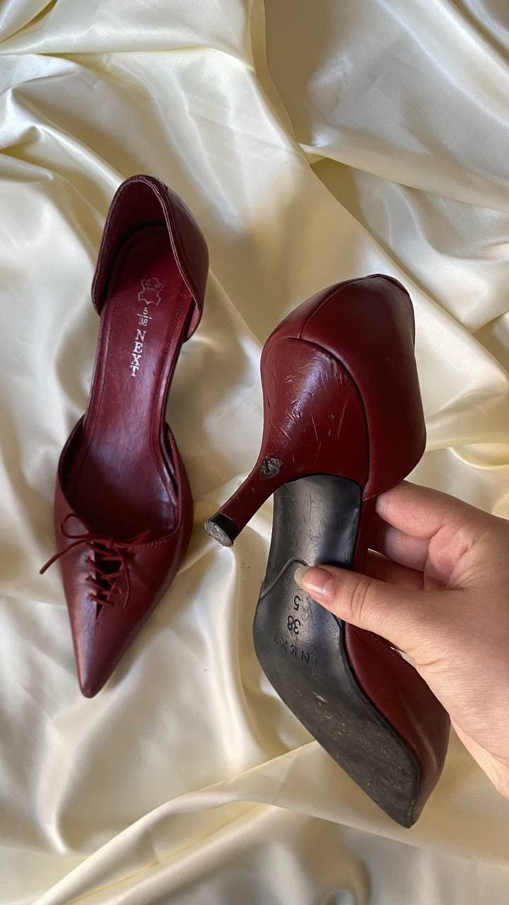 Vintage Vintage burgundy kitten heels Size US 8 / IT 38 - 6 Thumbnail