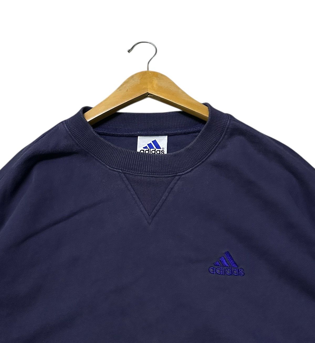 Adidas vintage Adidas navy blue crewneck sweatshirt Size US L / EU 52-54 / 3 - 2 Thumbnail