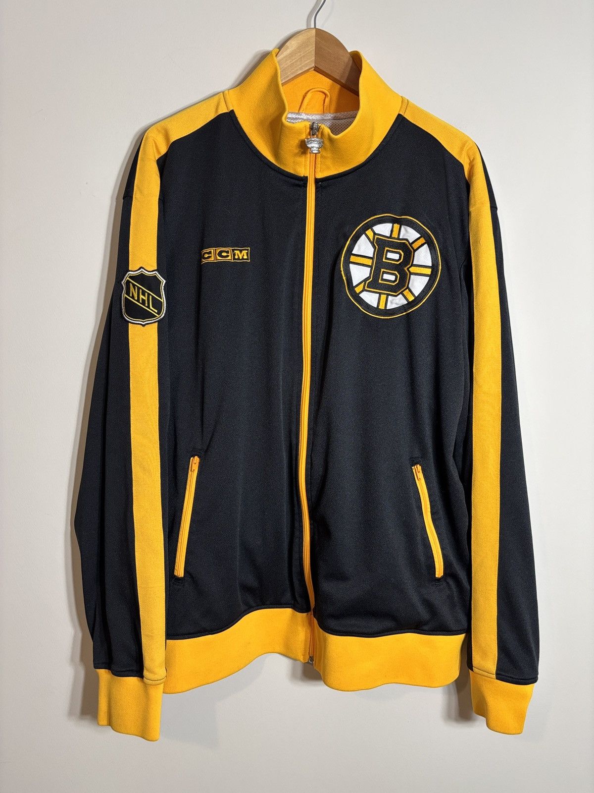 Ccm NHL Boston Bruins CCM Pro Ok'd Stanley Cup Champions Jacket Size US XL / EU 56 / 4 - 1 Thumbnail