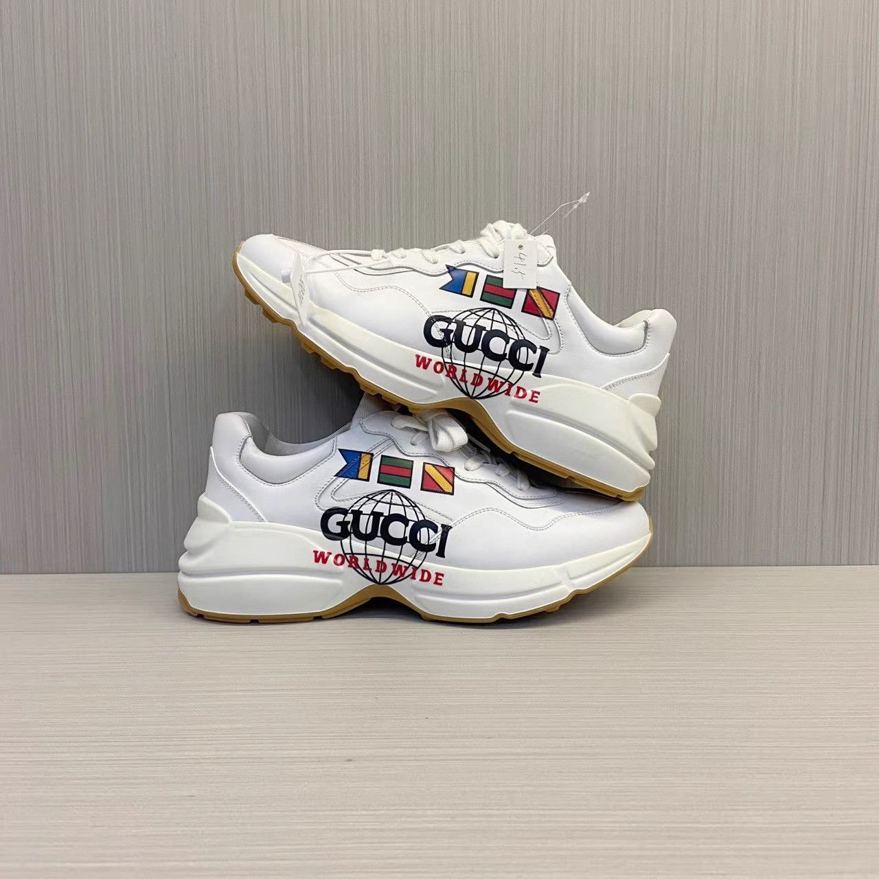 Gucci Gucci White Flag Dad Sneakers K28 Size US 8.5 / EU 41-42 - 2 Thumbnail