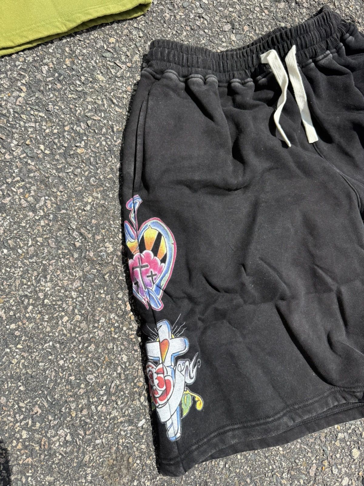 Other We Are Righteous Shorts Size XL Size US 36 / EU 52 - 2 Thumbnail