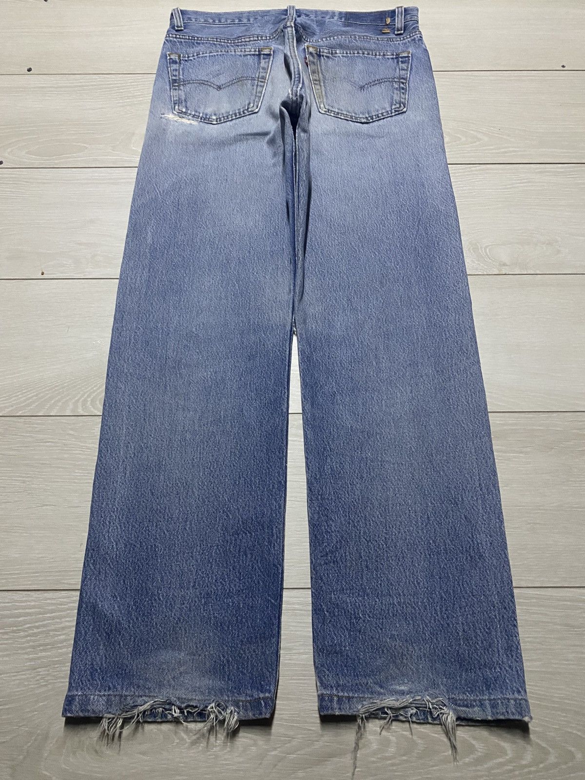Levi's Vintage Levis 501 90s Distressed ButtonFly Jeans Size US 32 / EU 48 - 2 Thumbnail