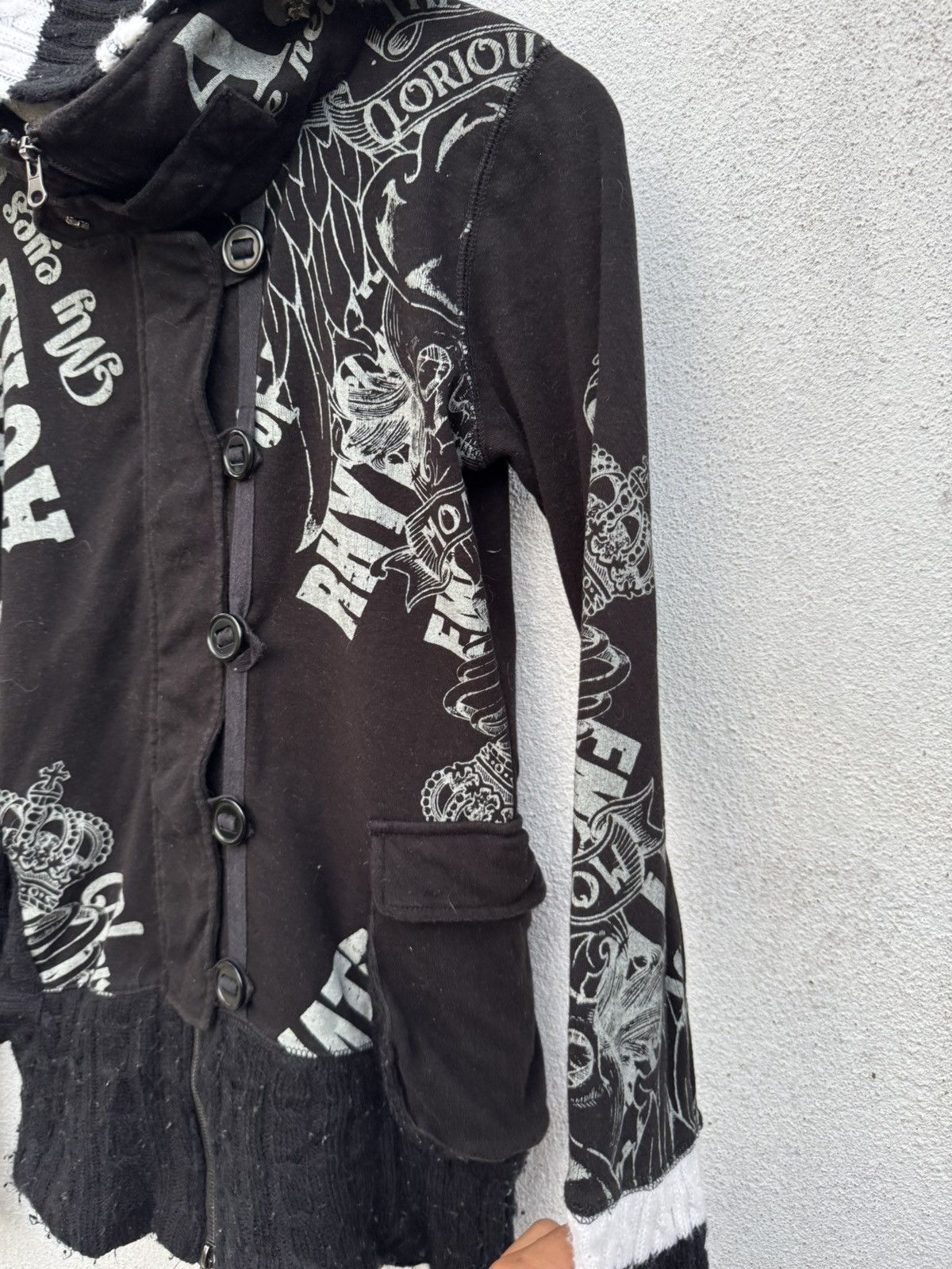 Le Grande Bleu (L.G.B.) Japanese Anarchy Fur Grunge Punk lgb Styled Gothic Hoodie Size US M / EU 48-50 / 2 - 2 Thumbnail