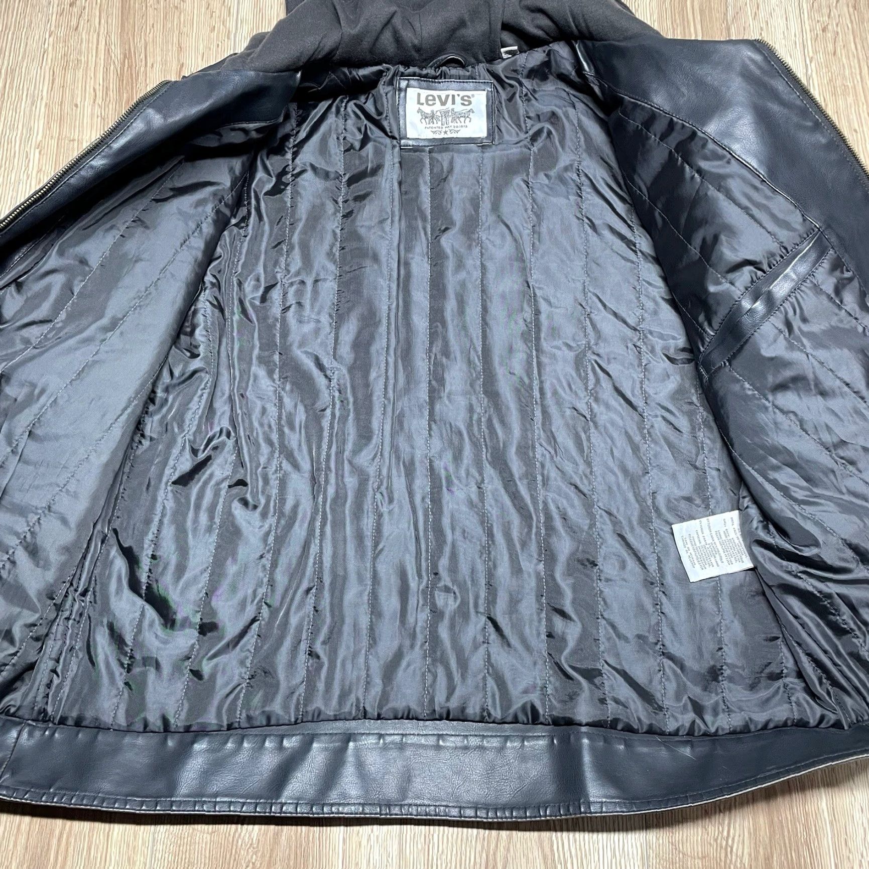 Levi's Levi's Jacket Mens 2xl Black Faux Leather Hooded Jacket Size US XXL / EU 58 / 5 - 4 Thumbnail
