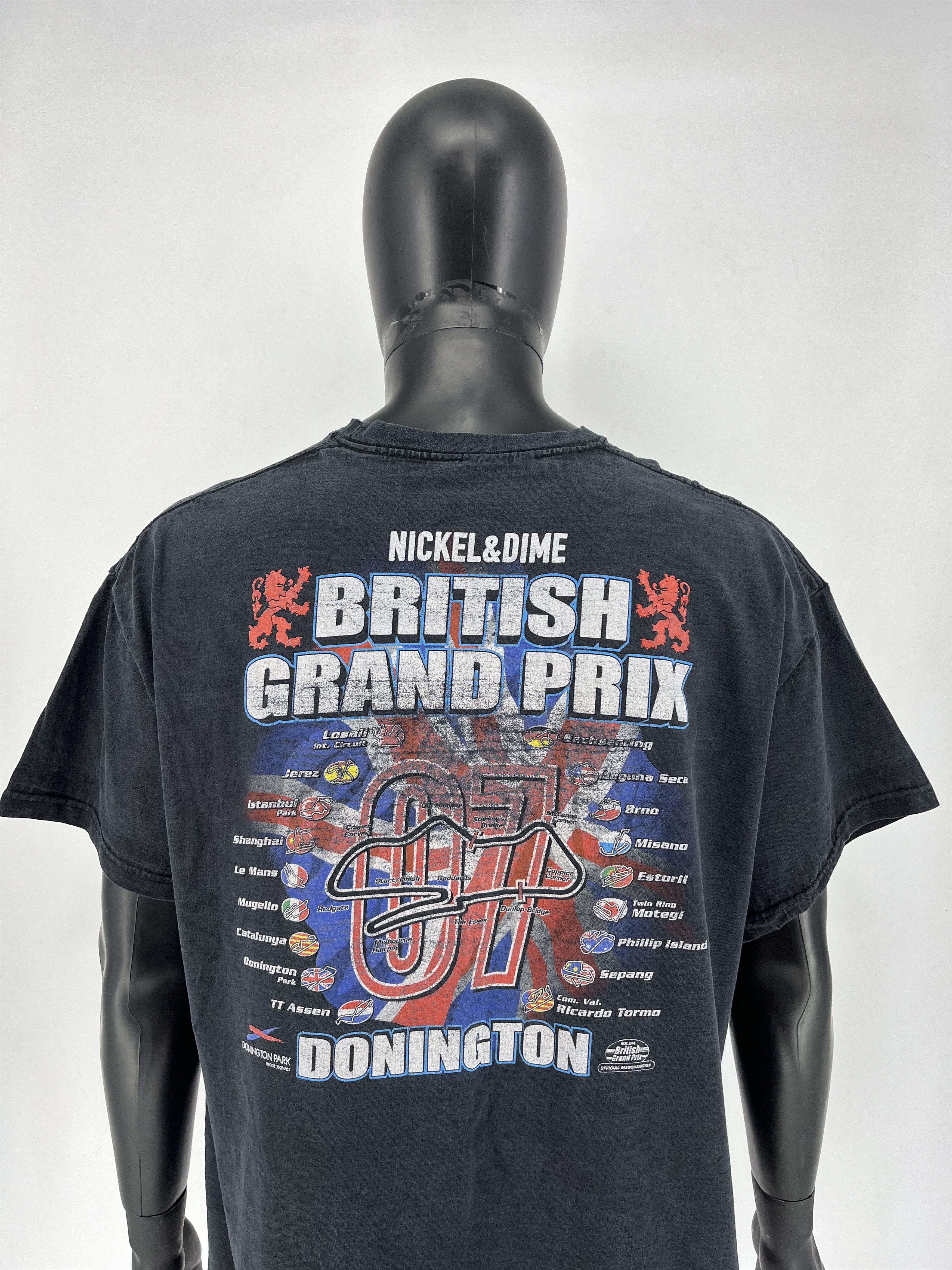 Vintage Vintage Y2K Motocycle Moto British Grand Prix Faded Tee Size US XL / EU 56 / 4 - 13 Thumbnail