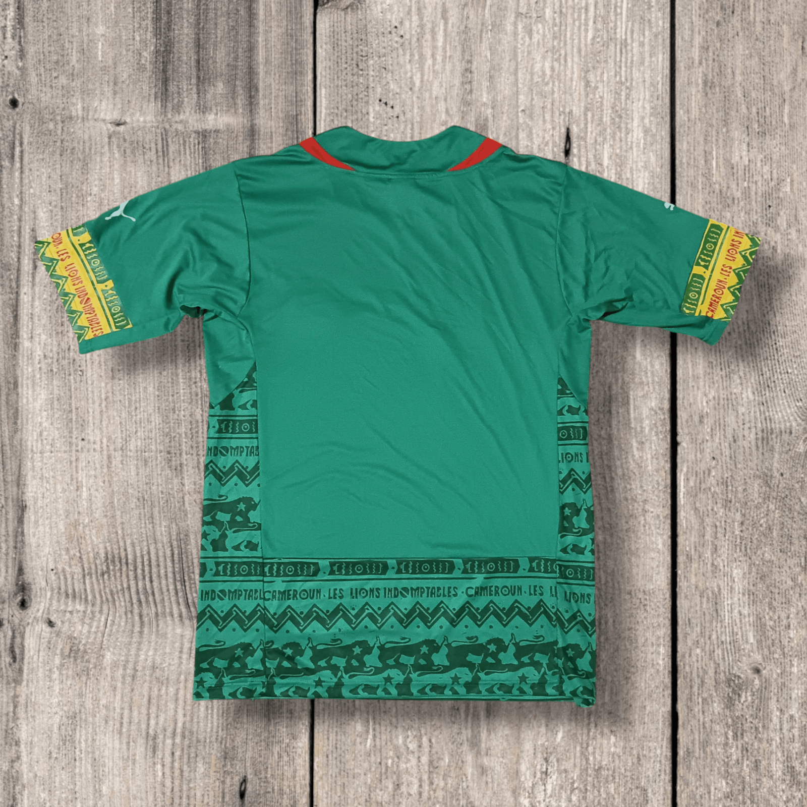 Puma 2014-2015 | Cameroon | Home Jersey Size US XL / EU 56 / 4 - 2 Thumbnail