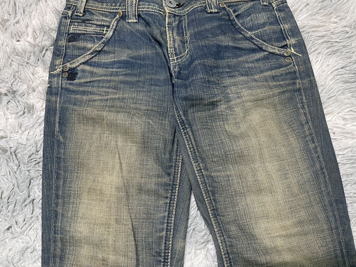 20471120 90s YANUK FLARE JEANS DISTRESSED DESIGN Size US 30 / EU 46 - 5 Thumbnail
