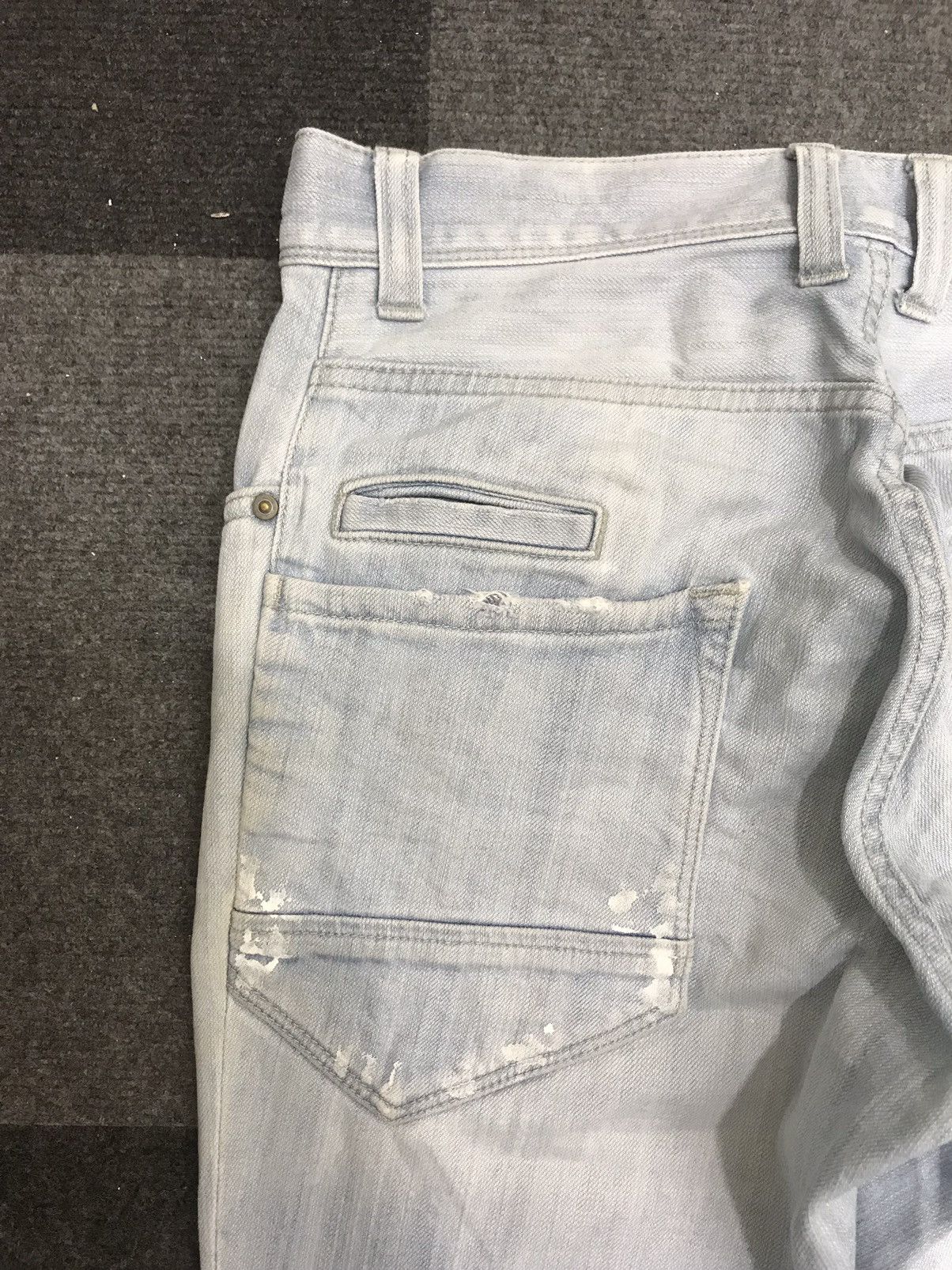Japanese Brand 💥DESIGNER💥 PLAGPLAG Light Wash Skinny Distresed Denim F219 Size US 30 / EU 46 - 14 Thumbnail