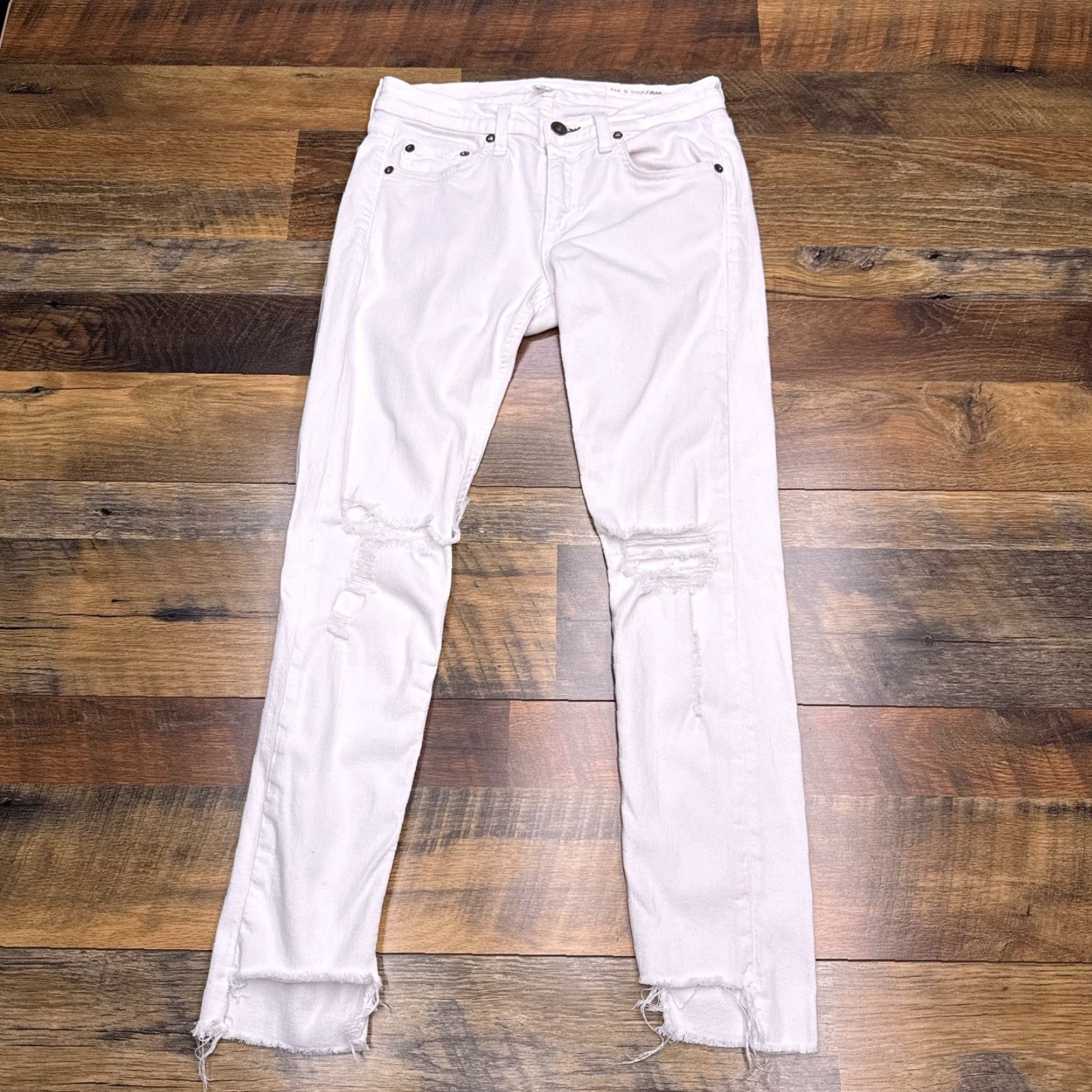Rag & Bone Rag & Bone Capri Jeans Womens 24 White Distressed Stretch Slim 5-Pocket Denim City USA Zip Button Short Inseam 25.5 in Size 42" / US 20 - 2 Thumbnail
