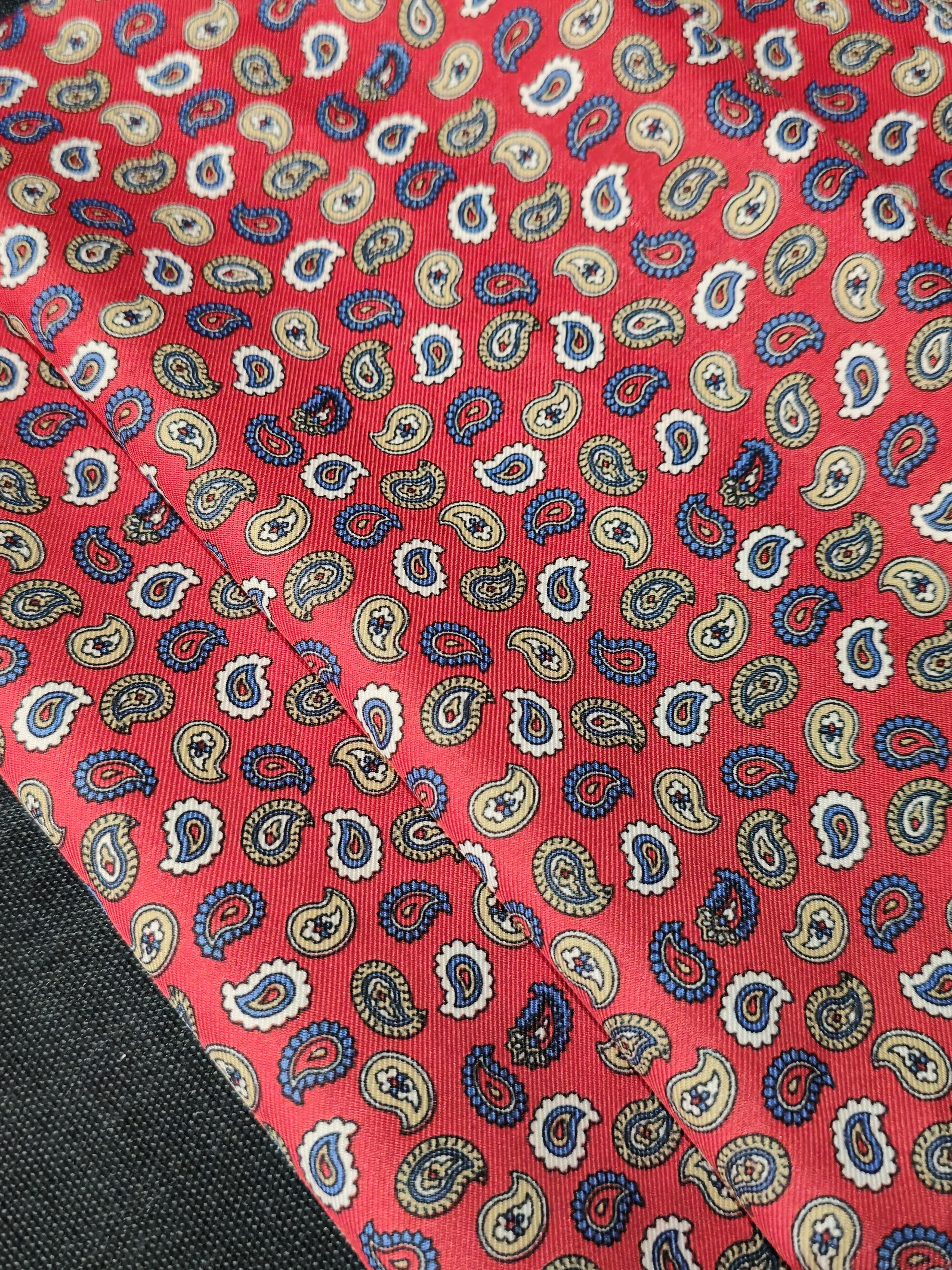 Vintage Italian vintage paisley scarf Size ONE SIZE - 1 Thumbnail