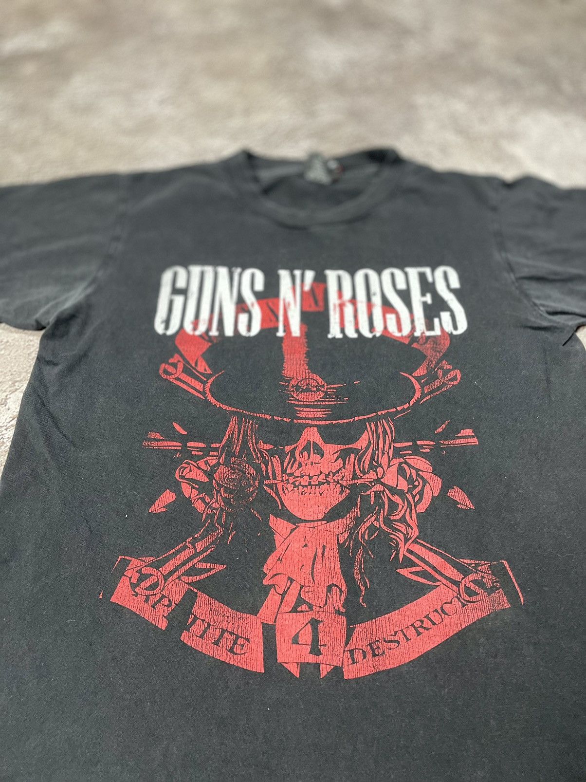 Vintage Vintage 90s Guns N Roses Band Tee Graphic Punk Grunge Boxy M Size US M / EU 48-50 / 2 - 4 Thumbnail