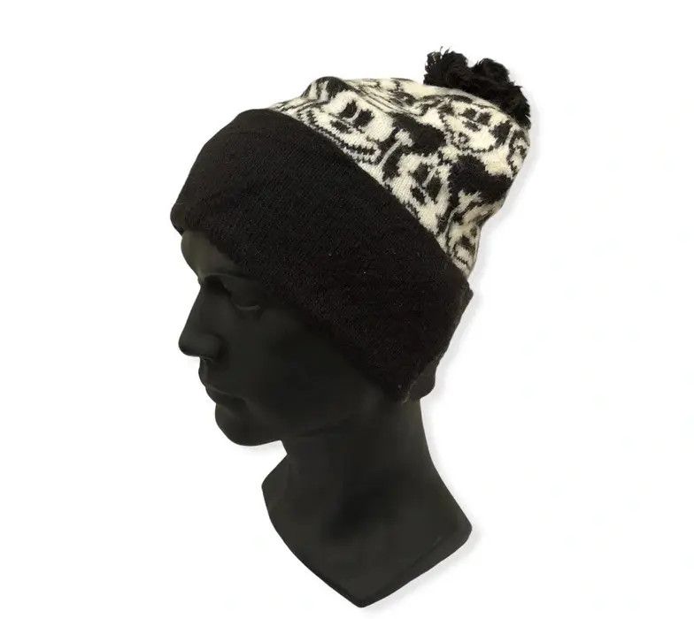 Disney × Mickey Mouse Vintage Mickey Mouse Cartoon Beanie Hat Size ONE SIZE - 1 Thumbnail