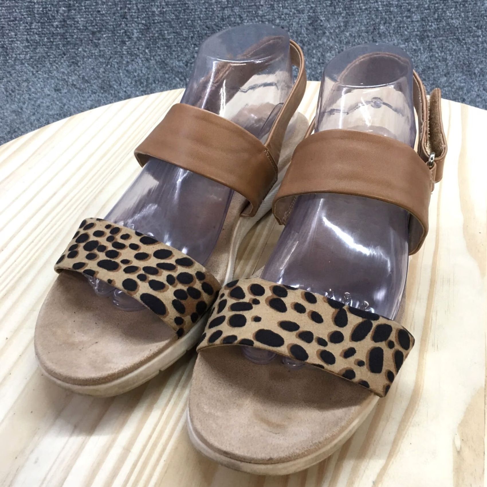 Vintage LifeStride Sandals Velocity 2.0 Two Straps Slingback Brown Womens 10 M Casual Flat Slingback Shoes Size US 10 / IT 40 - 3 Thumbnail