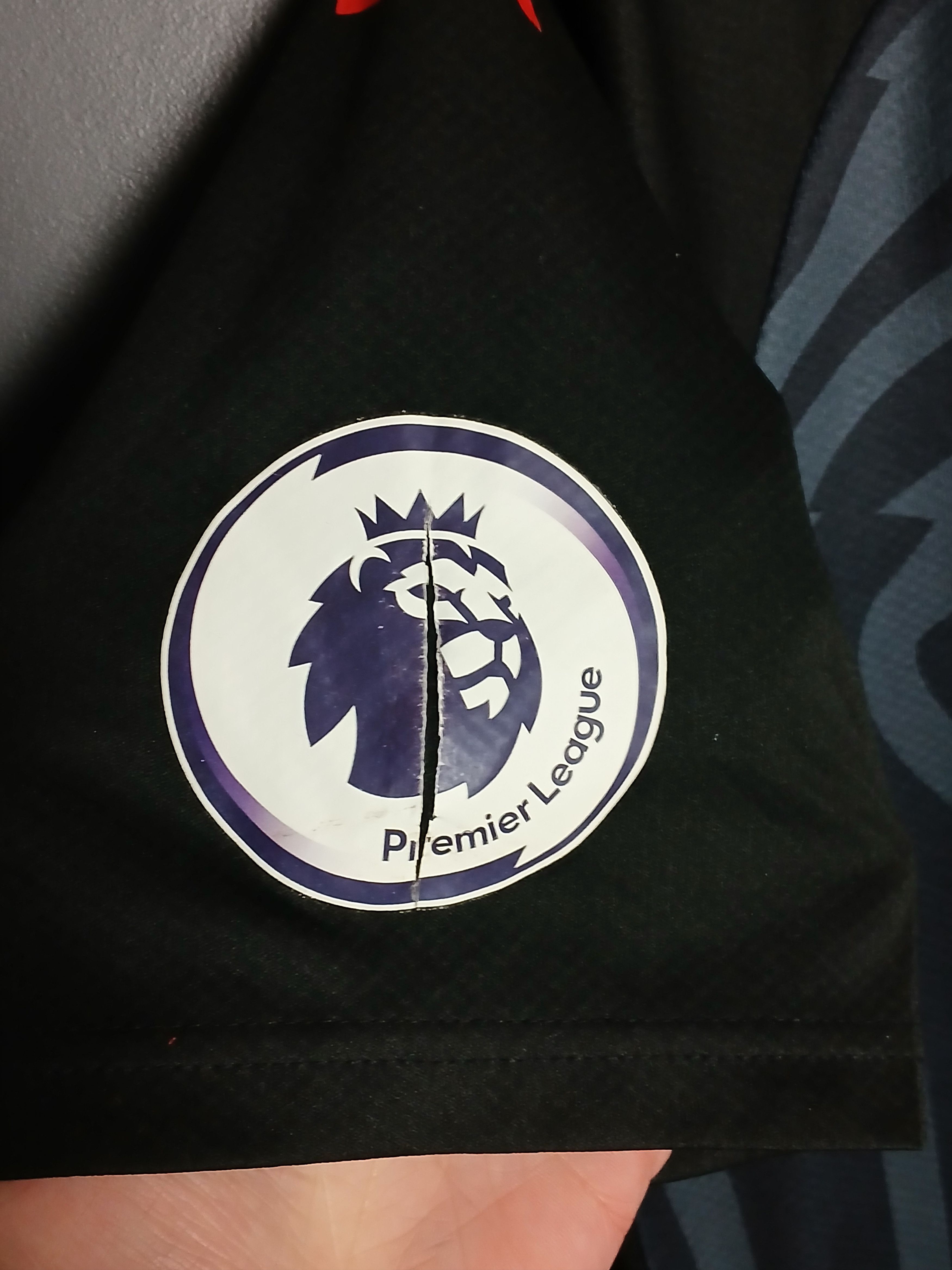 Other Crystal Palace 19/20 Away Milivojevic Football Jersey Shirt Size US M / EU 48-50 / 2 - 5 Thumbnail