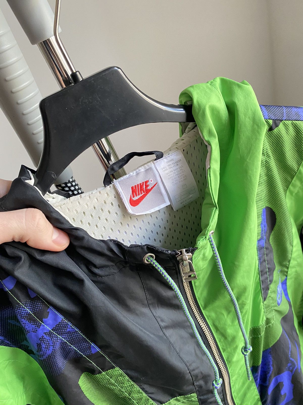 Nike Rare Vintage Nike Jacket Size US L / EU 52-54 / 3 - 4 Thumbnail