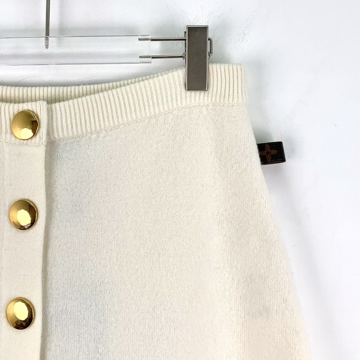 Louis Vuitton Louis Vuitton Beige Monogram Leather Label Skirt K26WX Size 28" / US 6 / IT 42 - 3 Thumbnail