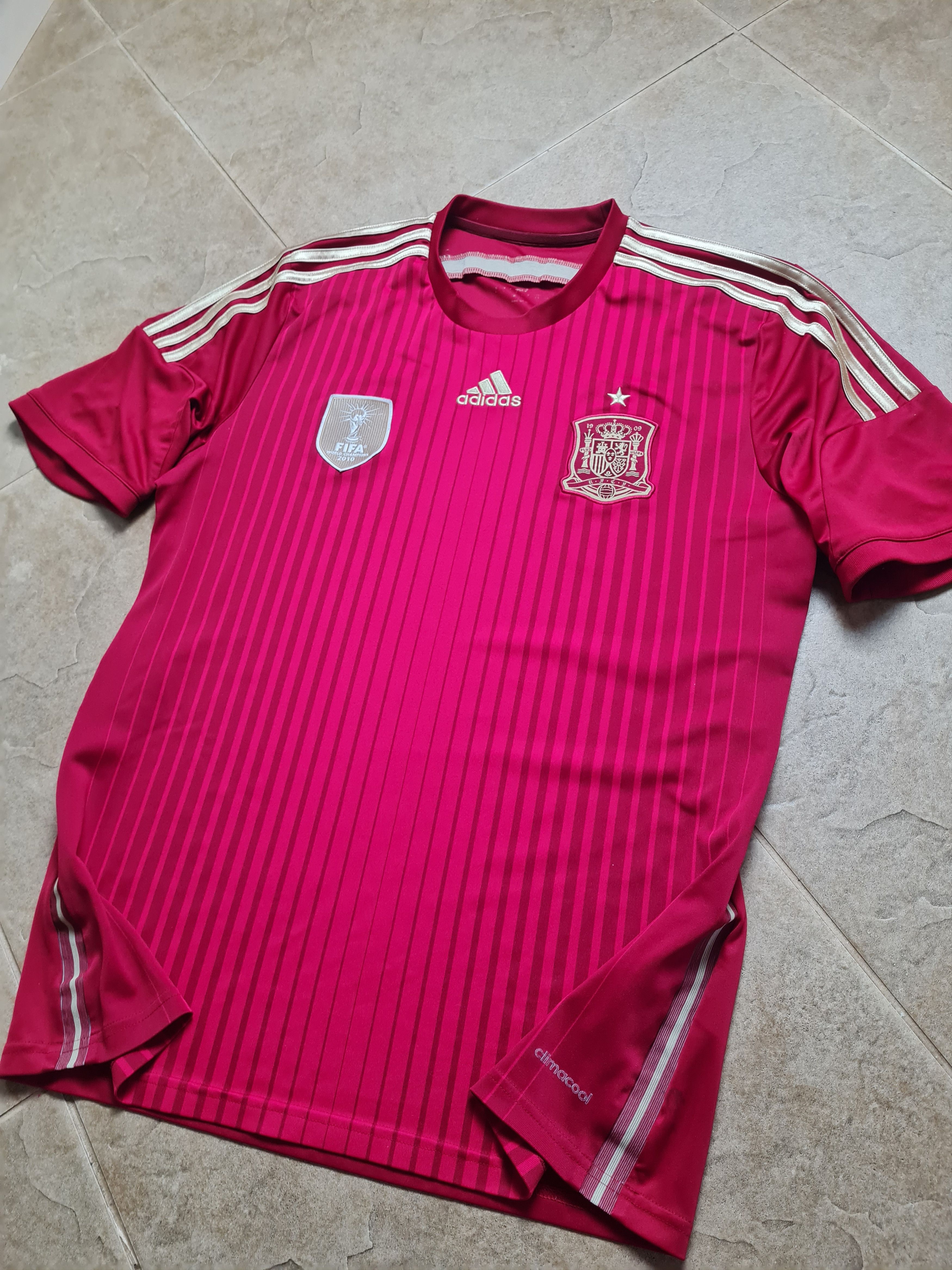 Adidas Spain Home Shirt 2014 World Cup Champions Adidas Football Size US L / EU 52-54 / 3 - 3 Thumbnail