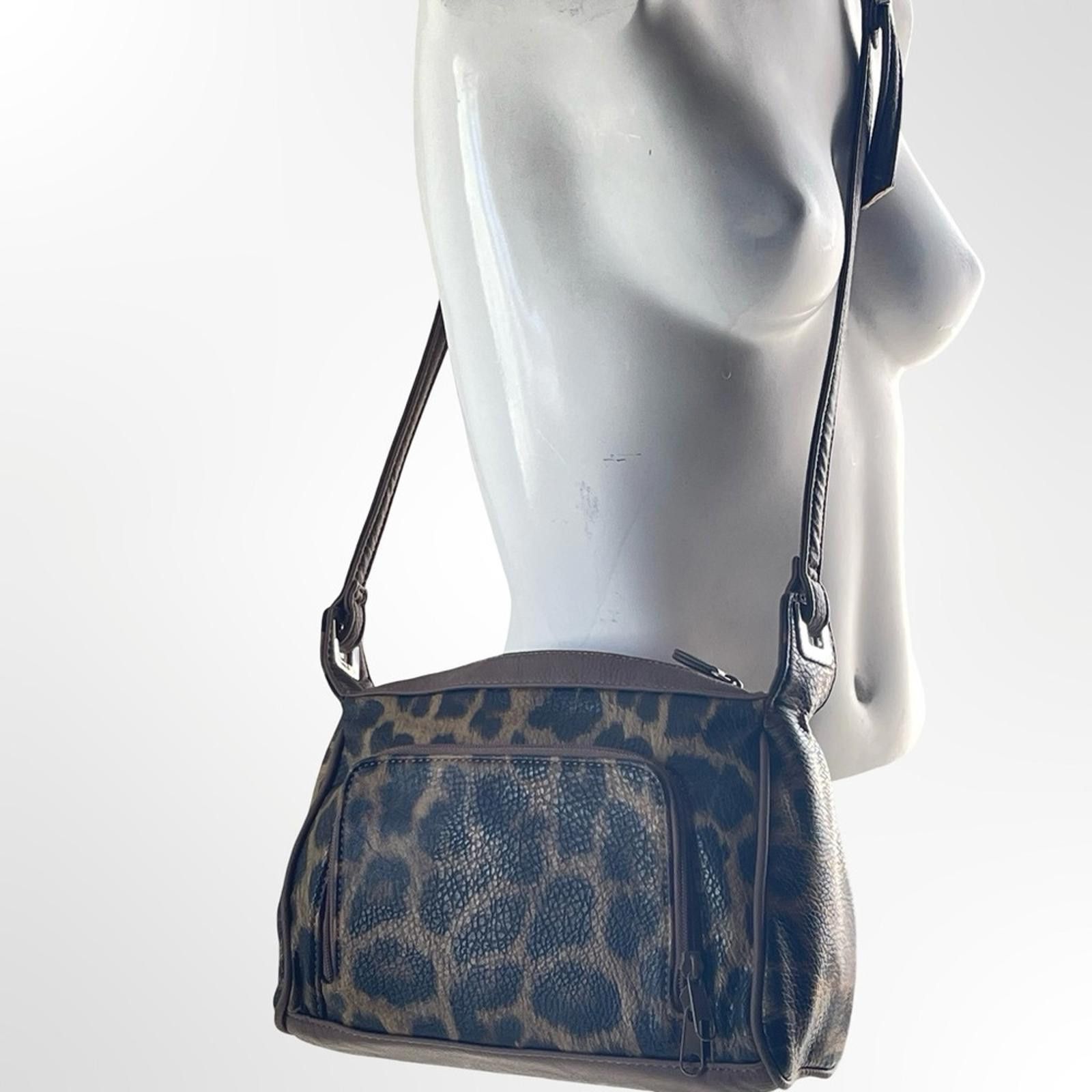 Other Laura Scott Leopard Print Bag in Brown - Classic Crossbody Size ONE SIZE - 1 Thumbnail