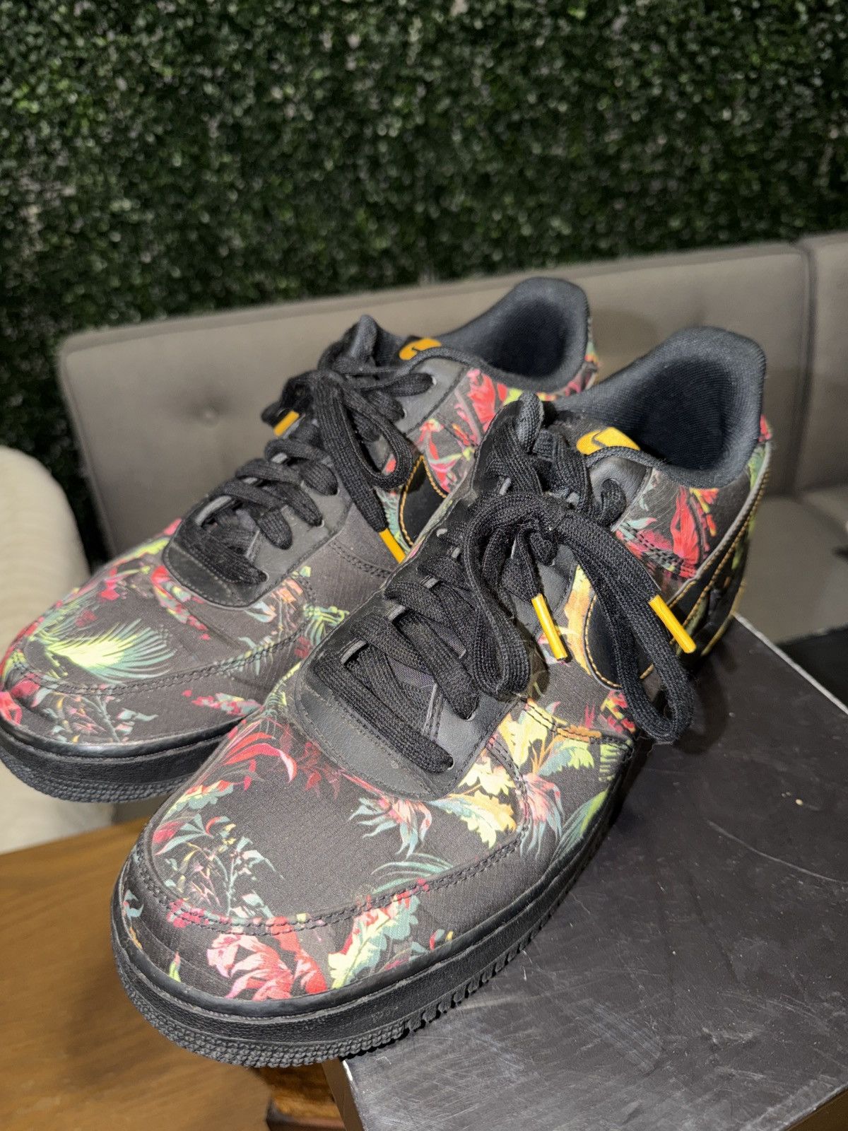 Nike Nike Airforce 1'07 LV8 "Floral Pack" Size US 11 / EU 44 - 2 Thumbnail
