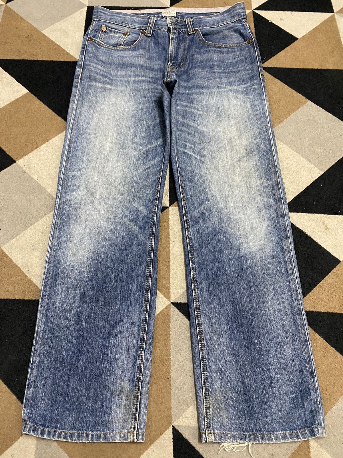 Old Navy Vintage Japanese Brands Navy Faded Wash Loose Jeans Size US 32 / EU 48 - 1 Thumbnail