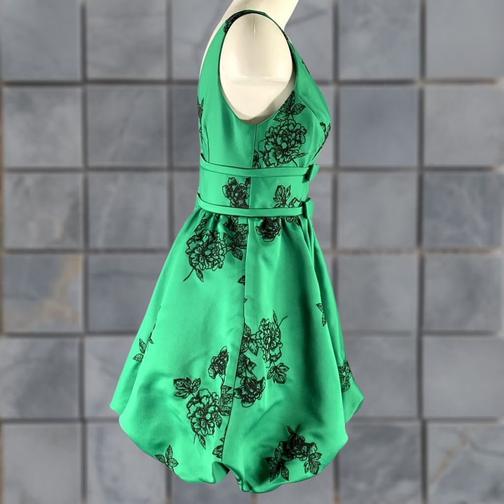 Marchesa MARCHESA Size 2 Green Black Floral Bubble Hem Knee-Length Dress Size XS / US 0-2 / IT 36-38 - 1 Thumbnail