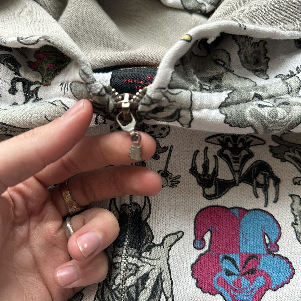Band Tees × Rap Tees × Vintage Rare Vintage Y2K Insane Clown Posse ICP AOP Zip Up Hoodie Size US L / EU 52-54 / 3 - 6 Thumbnail