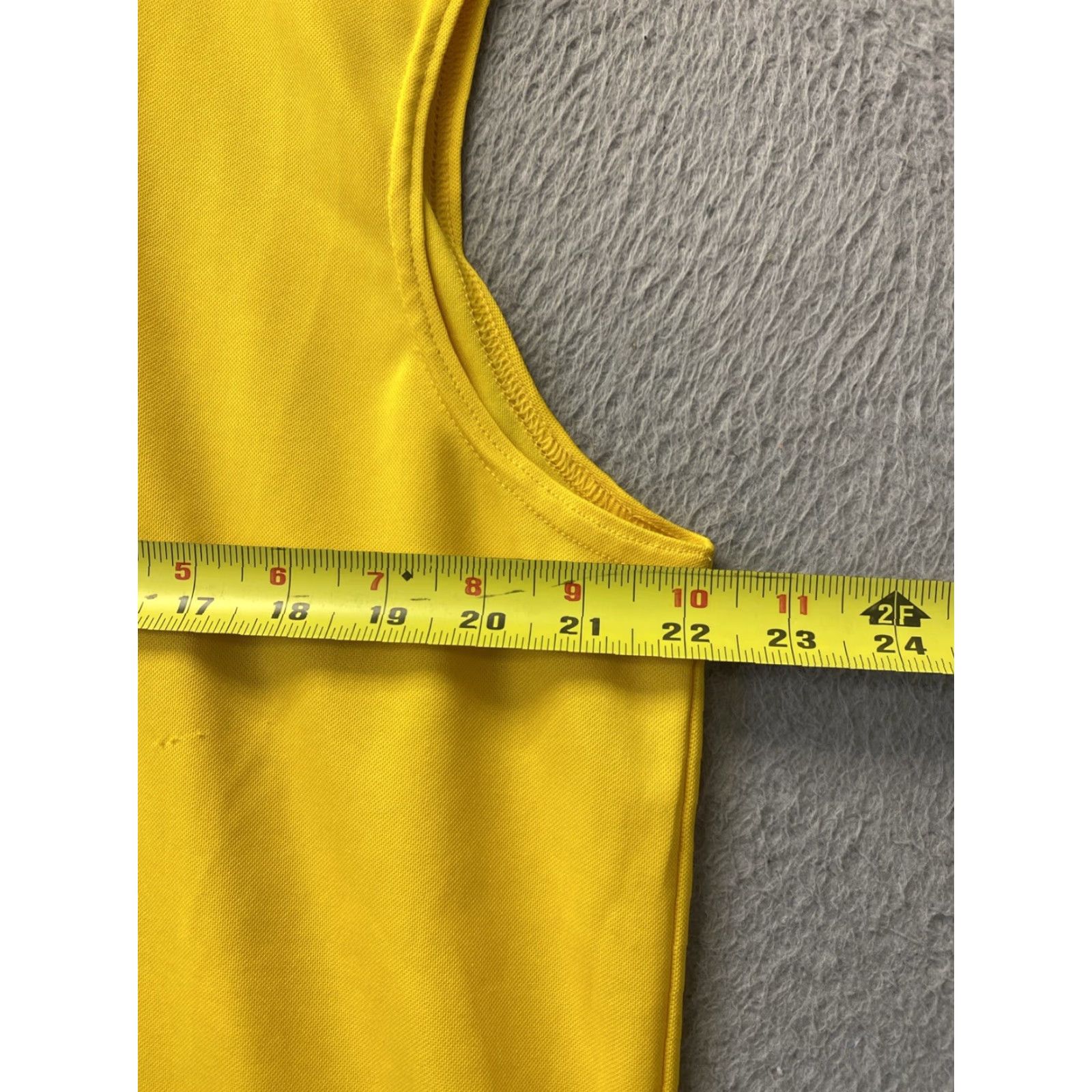 Nike VINTAGE Nike Muscle T-Shirt Large Yellow Sleeveless Dri-Fit Mens Size US M / EU 48-50 / 2 - 5 Thumbnail