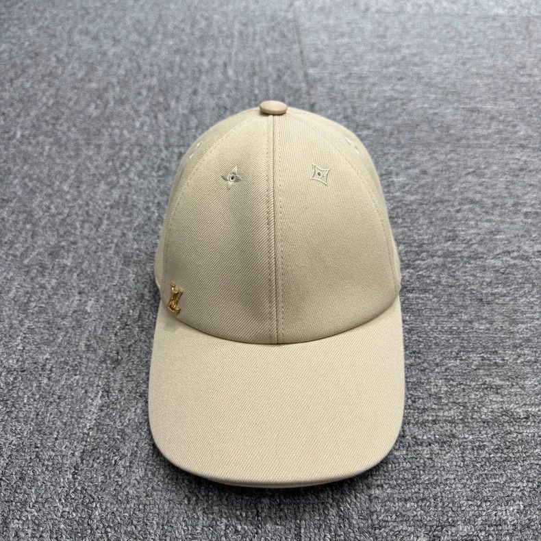 Louis Vuitton Louis Vuitton Hot style presbyopia gold logo curved brim ha Size ONE SIZE - 3 Thumbnail