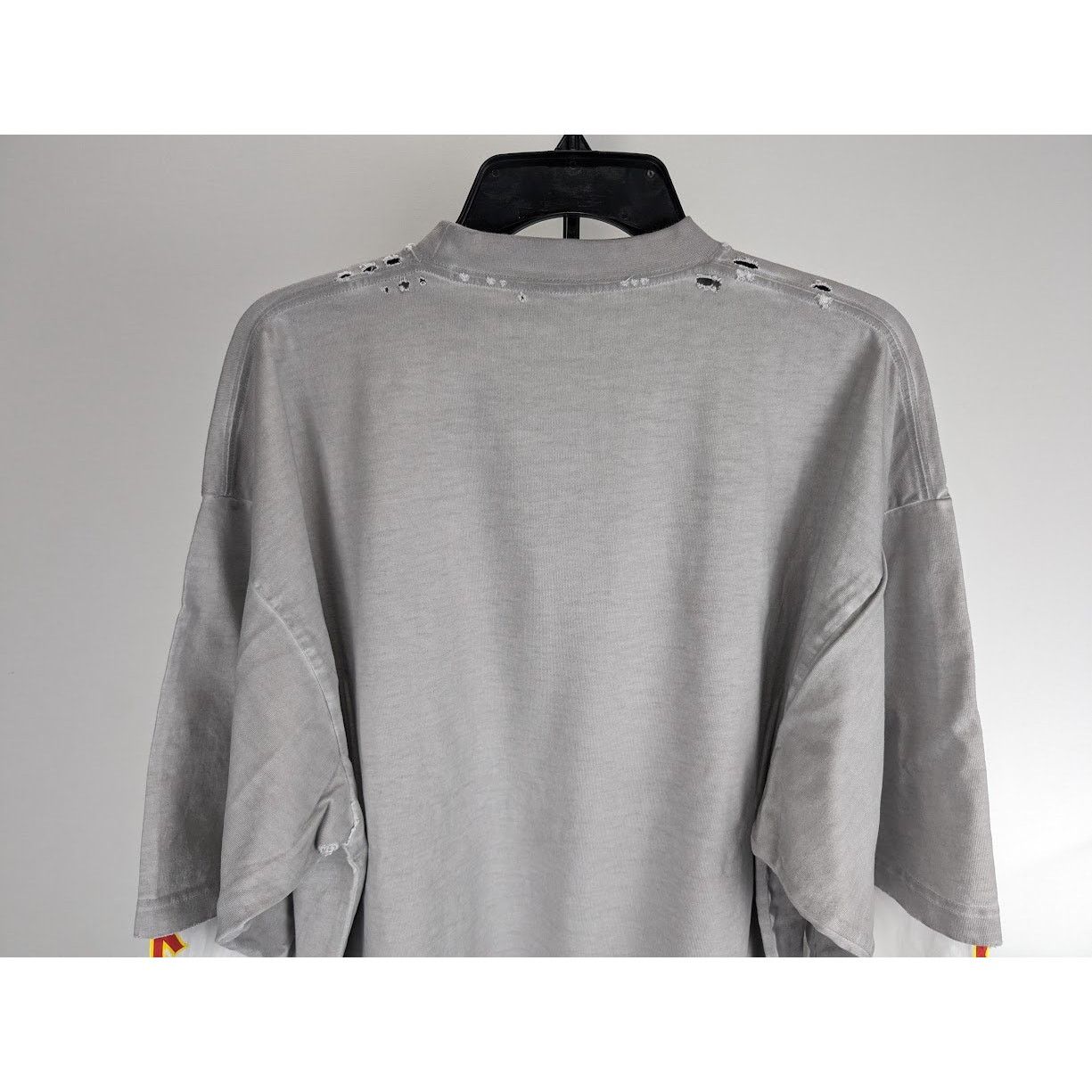 Balenciaga o1rshd1 Long Sleeve T-Shirt in Gray Size US S / EU 44-46 / 1 - 14 Thumbnail