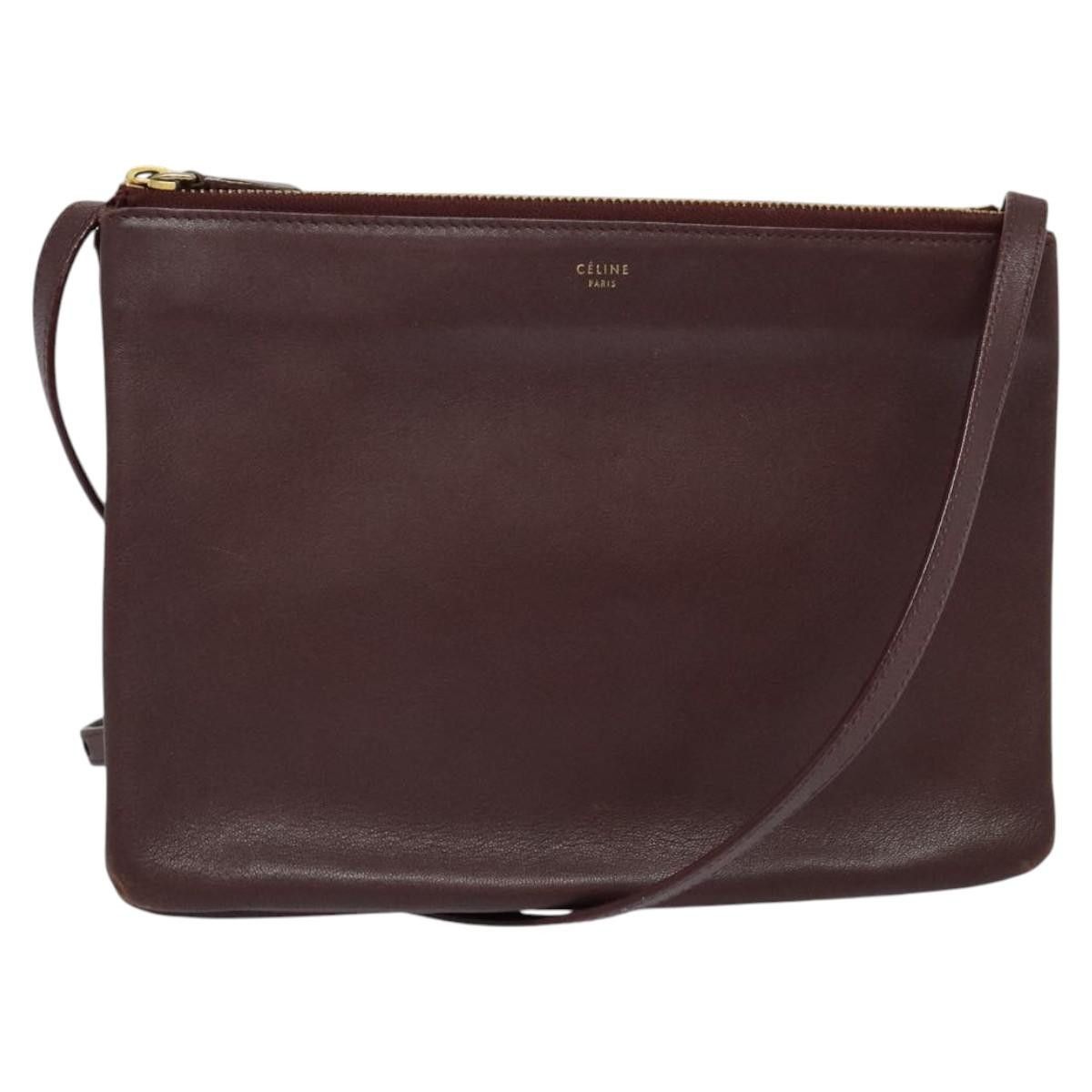 Celine Trio Shoulder Bag Leather Bordeaux Gold Auth 119574 in Bordeaux/Gold, Women's