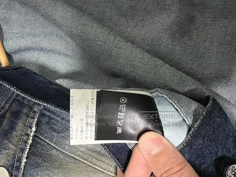 Vetements Vetements Blue distressed denim jacket Size US M / EU 48-50 / 2 - 9 Thumbnail