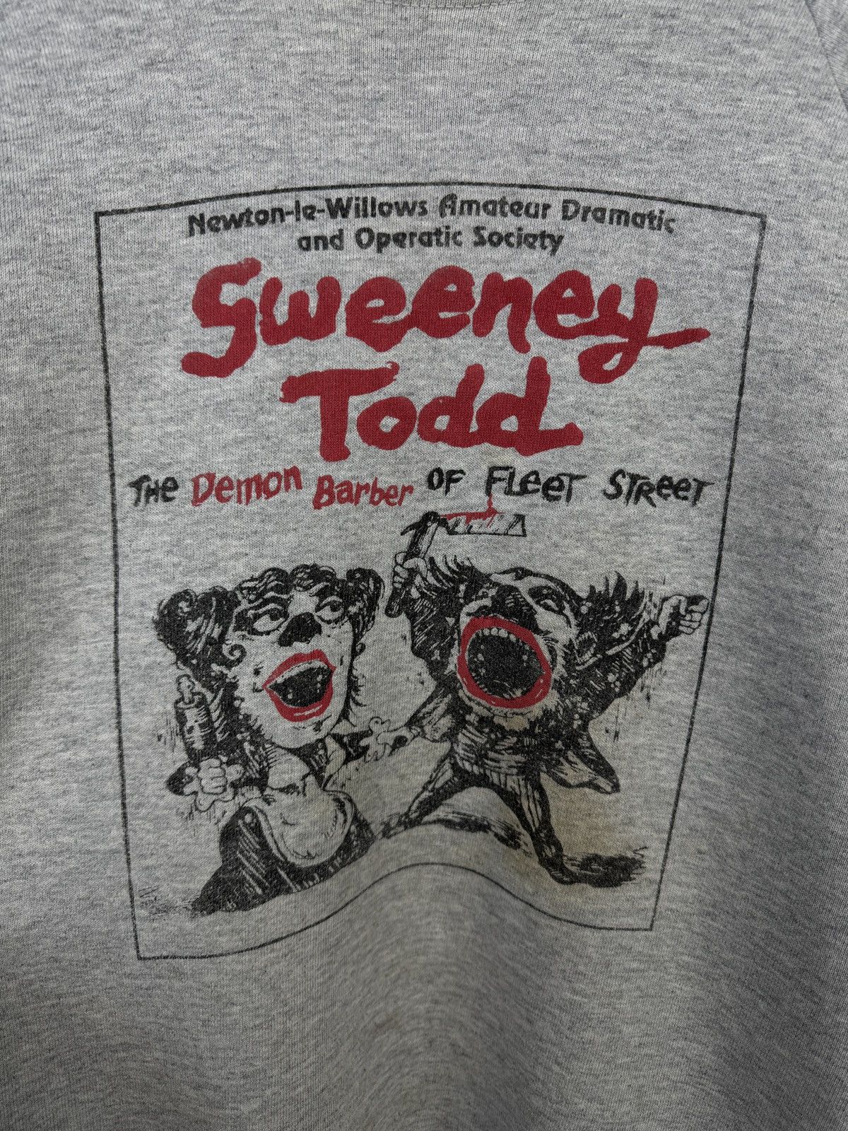 Other Men’s Sweeney Todd Sweatshirt Movie Horror Size Large Size US L / EU 52-54 / 3 - 4 Thumbnail