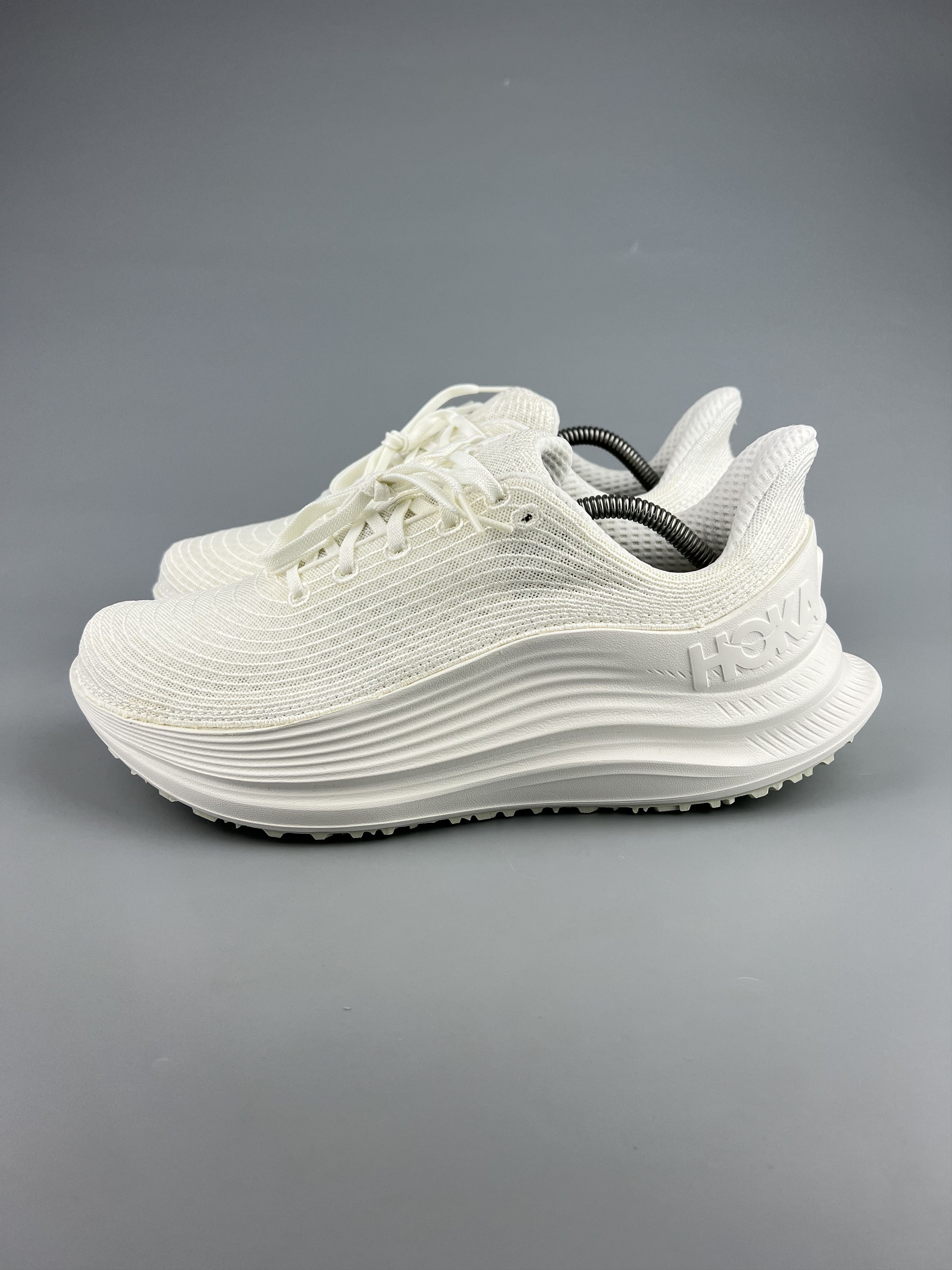 Hoka Hoka One One U Thoughtful Creation White Sneakers Size US 10 / IT 40 - 2 Thumbnail