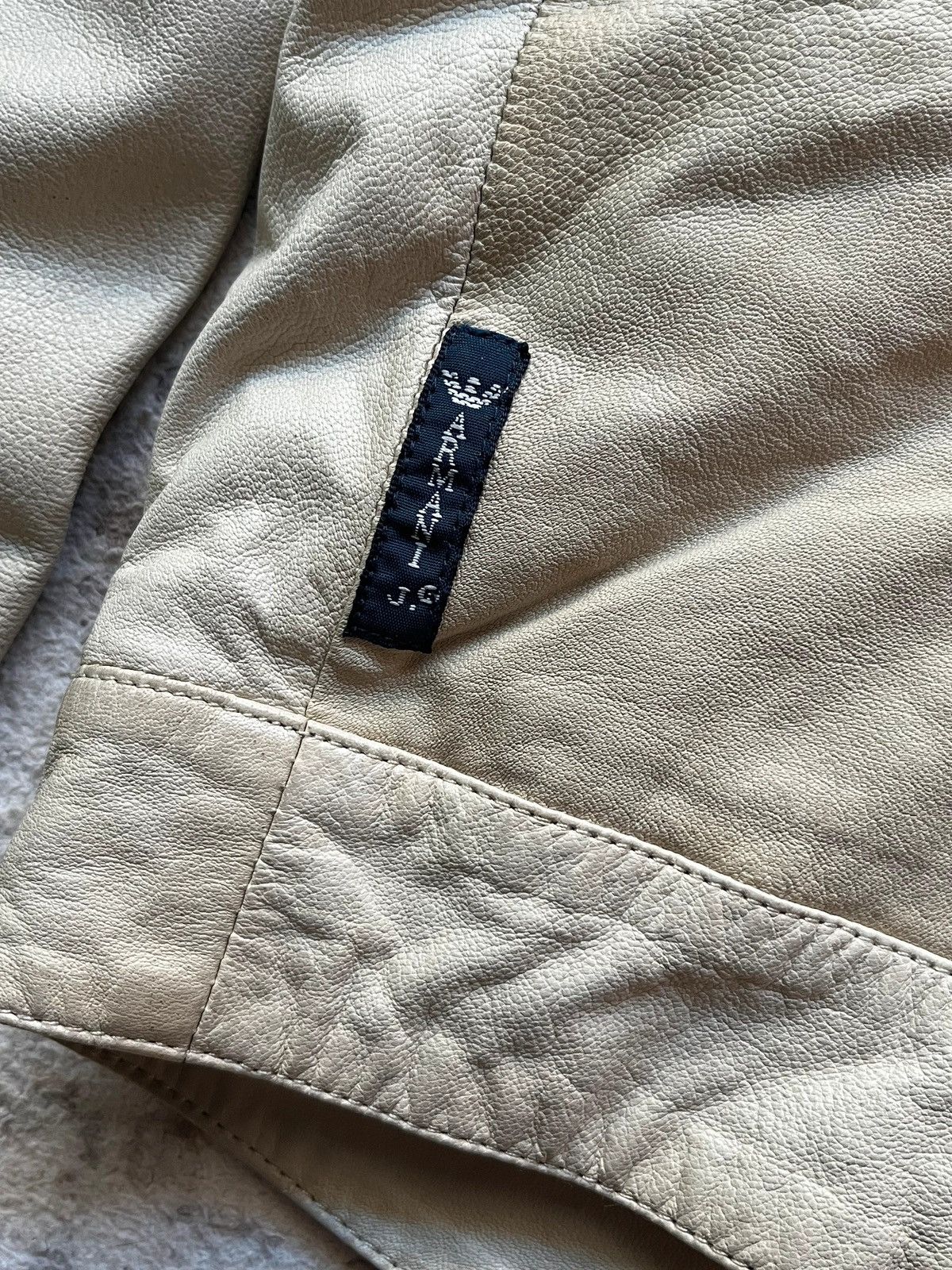 Armani Armani Jeans Leather Jacket Sz L Measured Size L / US 10 / IT 46 - 4 Thumbnail