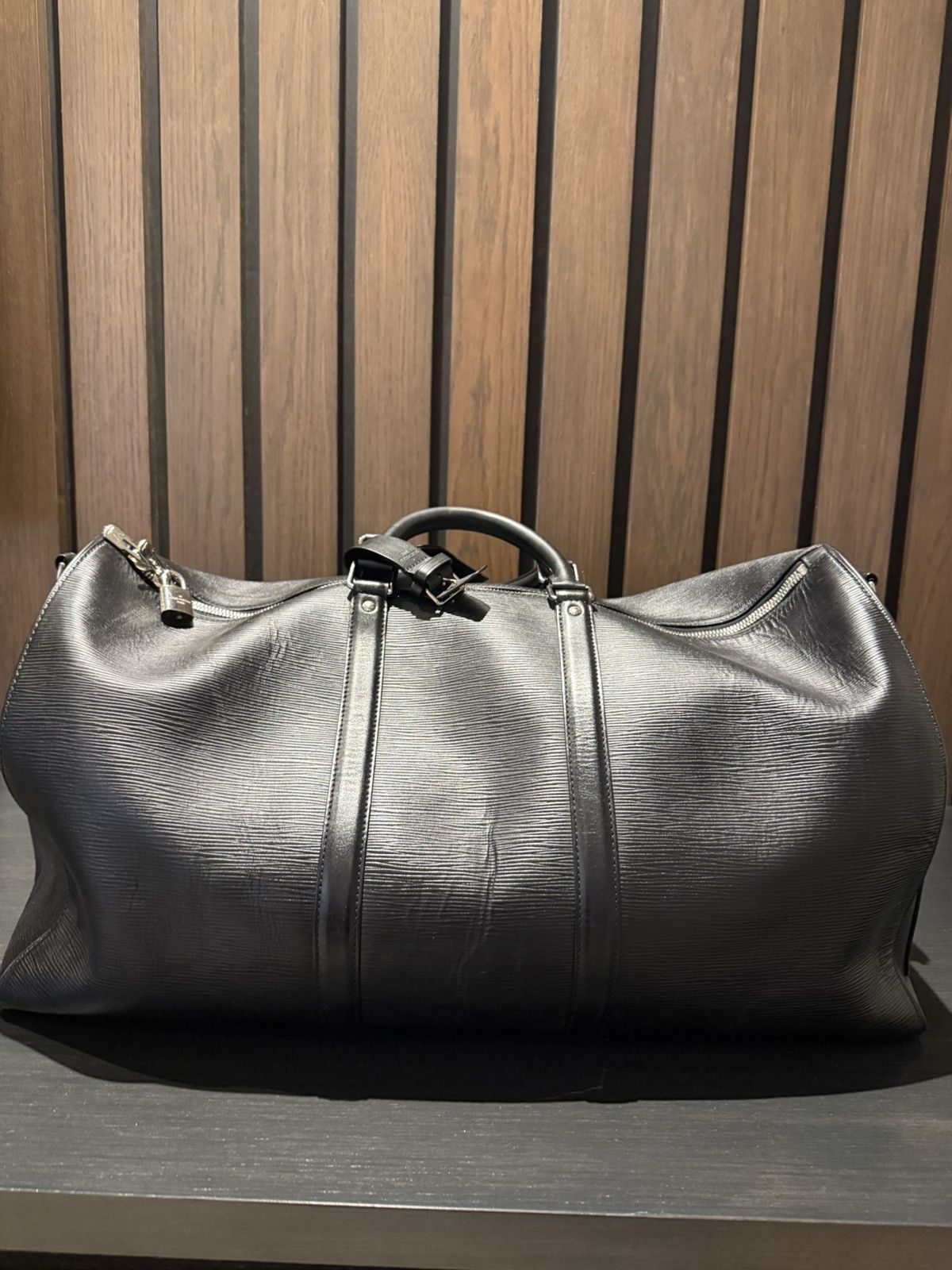 Louis Vuitton Louis Vuitton x Supreme Keepall 55 – Black Epi Leather Size ONE SIZE - 2 Thumbnail