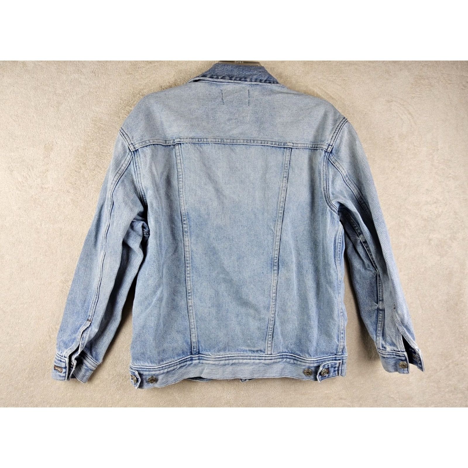 Madewell Madewell Jacket Denim Light Wash Oversized Women's M Short Button 42" Chest 24.5" Length Vintage? No, Regular Blue Basic Jacket Casual Style - Size 32" / US 10 / IT 46 - 2 Thumbnail