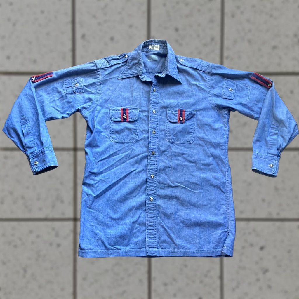 Epaulet VINTAGE Work Shirt Mens Size Large Blue 70s Chambray Uniform Epaulet Long Sleeve Size US L / EU 52-54 / 3 - 1 Thumbnail