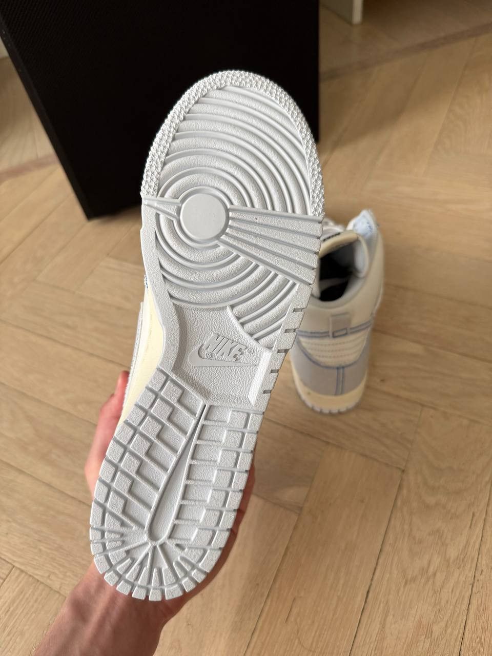 Nike Size US 8.5 / EU 42 Size US 8.5 / EU 41-42 - 5 Thumbnail