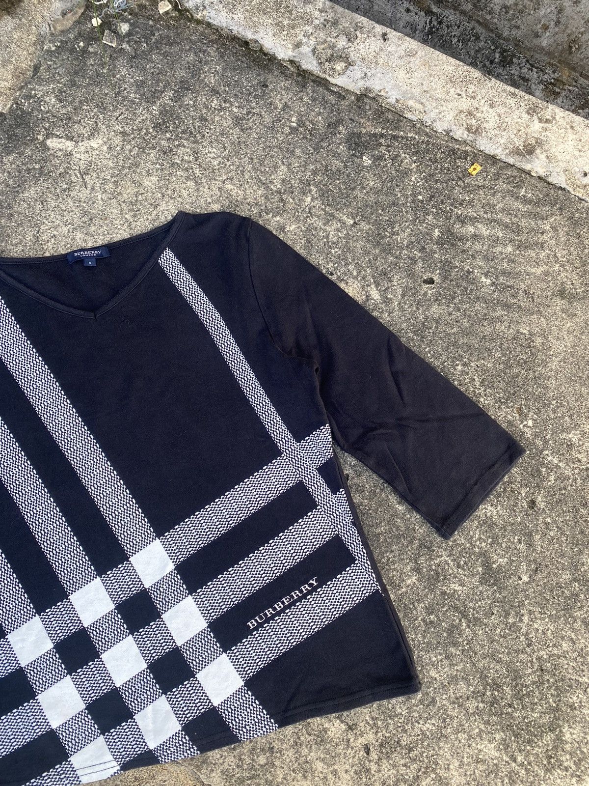 Burberry × Vintage Burberry London Blue Label Longsleeve Tshirt Size S / US 4 / IT 40 - 2 Thumbnail