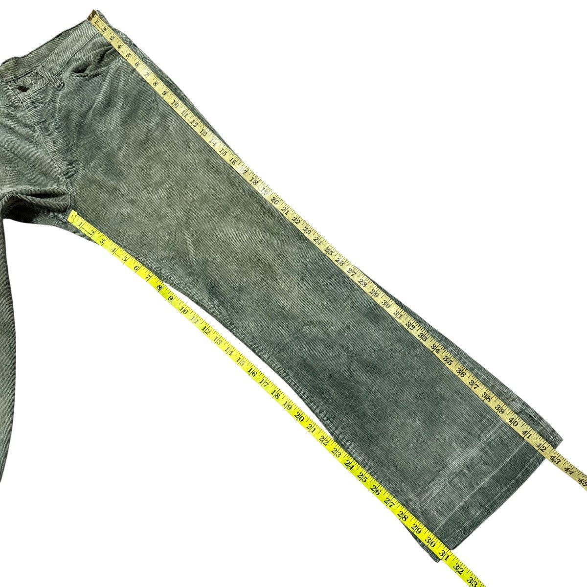 Levi's Vintage 70s Levis 646 Corduroy Bell Bottom Jeans Size US 33 - 16 Thumbnail